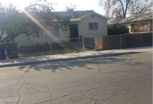 117 E Belle Ave, Bakersfield, CA 93308