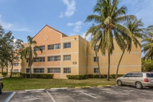 6135 NW 186 St Unit 309, Hialeah, FL 33015