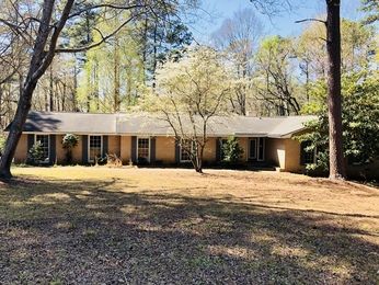 231 Arrowwood Rd, Columbia, SC 29210