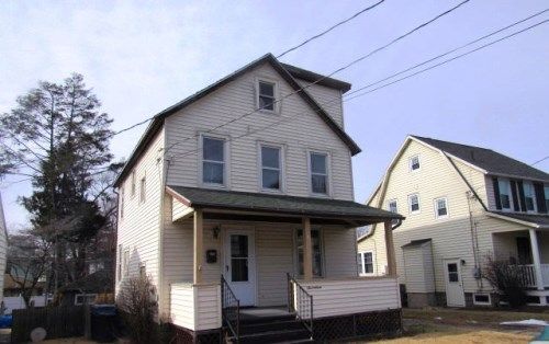 17 Reynolds St, Kingston, NY 12401