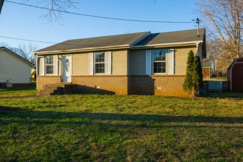 539 Appleton Dr, Clarksville, TN 37042