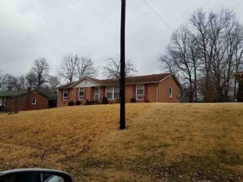 109 MEADOWBROOK DR, Clarksville, TN 37042