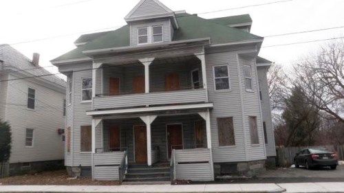 956 Bridge St, Lowell, MA 01850