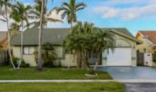 231 SE 8th St Dania, FL 33004