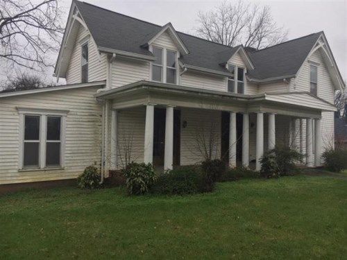 311 S HIGH STREET, Sweetwater, TN 37874