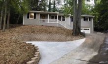 895 Starlight Dr Atlanta, GA 30342