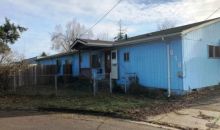 898 26th St Springfield, OR 97477