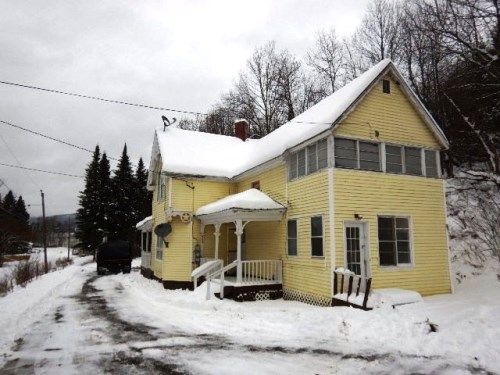 27 Church St, Colebrook, NH 03576