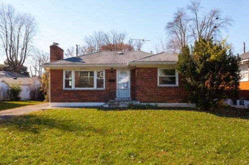 3536 Mayo Dr, Louisville, KY 40218