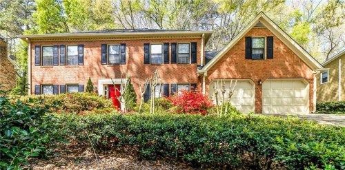 871 Mitsy Ridge Dr, Marietta, GA 30068