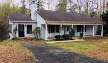 304 Holly Ln Dahlonega, GA 30533