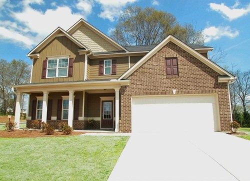 42 Twelve Oaks Dr, Cartersville, GA 30120