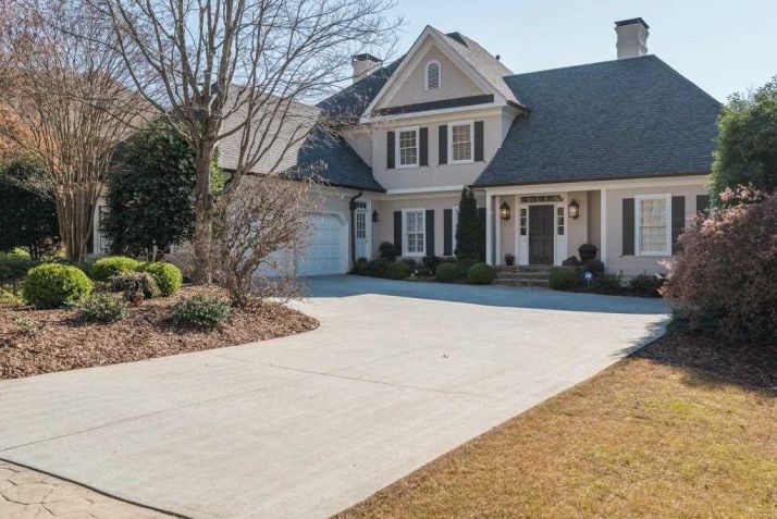 5403 Brooke Farm Dr, Atlanta, GA 30338