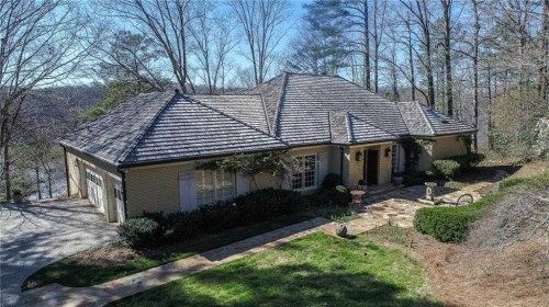 220 Cliff Overlook, Atlanta, GA 30350