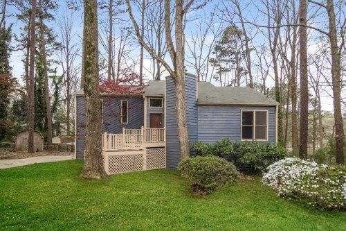 5824 Mcgowan Circle, Stone Mountain, GA 30087