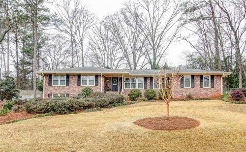 2736 Hunting Hill Ln, Decatur, GA 30033