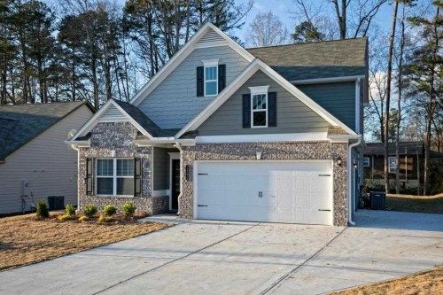 329 Lara Ln, Mcdonough, GA 30253