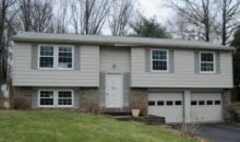 1358 Cranbrook Dr Warren, OH 44484