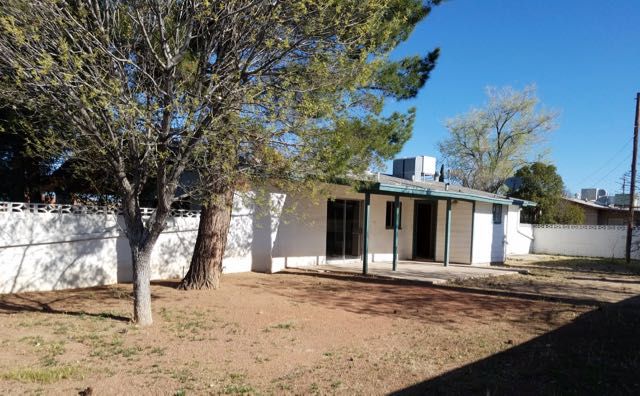301 N Douglas Ave, Willcox, AZ 85643