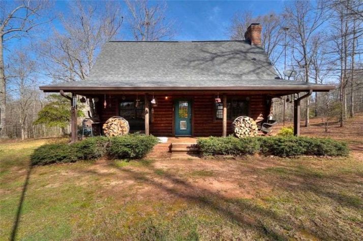 410 Whiskey Still Dr, Cleveland, GA 30528