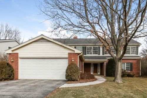 80 Marion Ave, Lake Forest, IL 60045