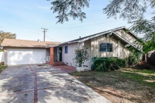 1905 W Hall Ave, Santa Ana, CA 92704