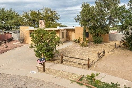 7180 N Northlight Ct, Tucson, AZ 85741