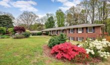 2929 Country Squire Ln Decatur, GA 30033