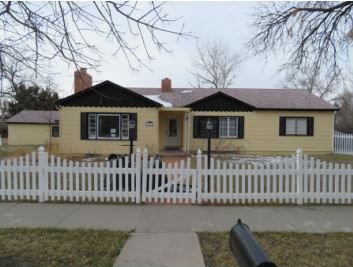 306 N 4th St, Douglas, WY 82633