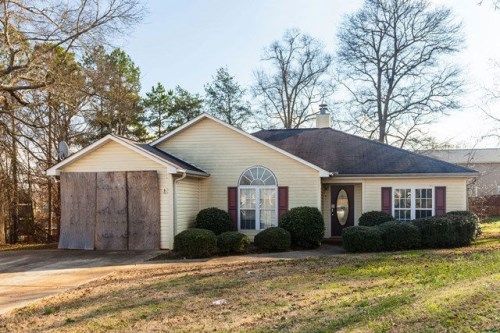 106 Trumpeter Ln, Simpsonville, SC 29680