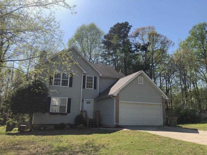 7022 Valley Forge Dr, Flowery Branch, GA 30542