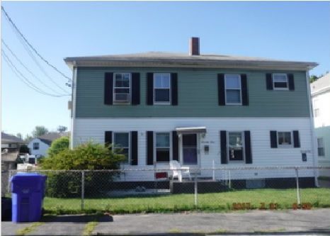 71-73 Hunts Ave, Pawtucket, RI 02861