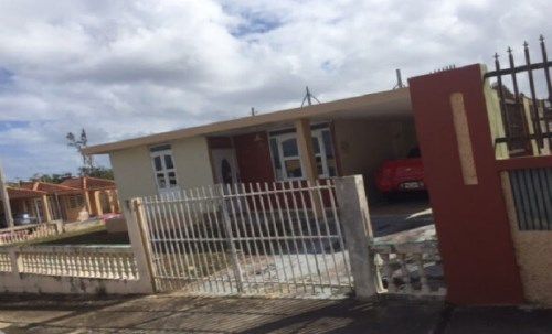 7 A 15 St Ext Medina D, Isabela, PR 00662