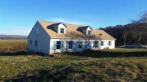 206 Luckenbill Rd, Schuylkill Haven, PA 17972