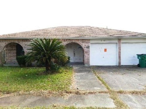 2001 Alejo Del Sur, Harvey, LA 70058