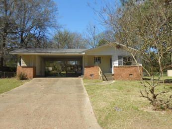 5858 Kinder Dr, Jackson, MS 39211