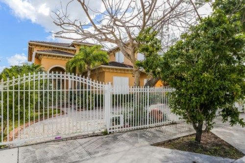 14550 SW 31st St, Miami, FL 33175