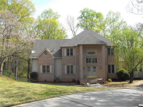 8515 Anchor On Lanier Ct, Gainesville, GA 30506