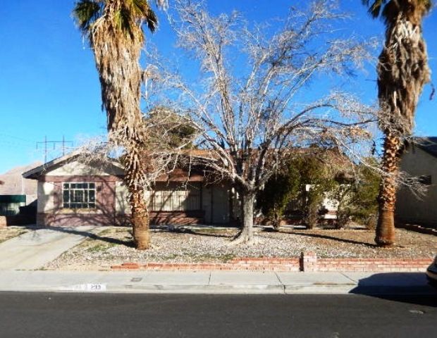 233 Oakford St, Las Vegas, NV 89110