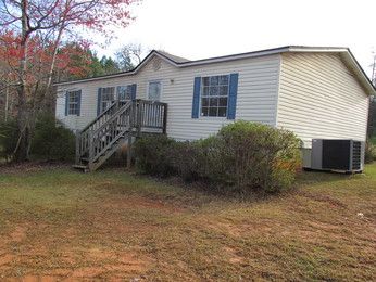 1176 Wateree Dam Rd, Ridgeway, SC 29130