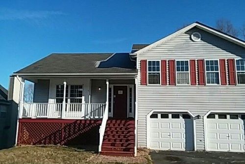 4 Tanterra Dr, Stafford, VA 22556