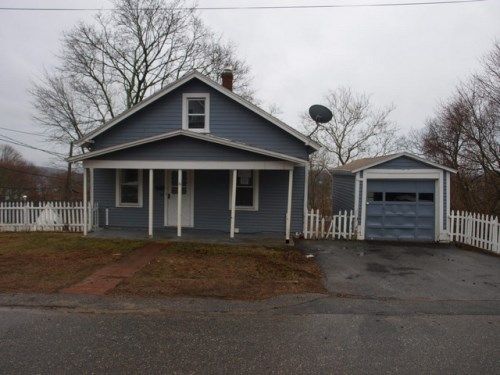 38 Happy St, Norwich, CT 06360