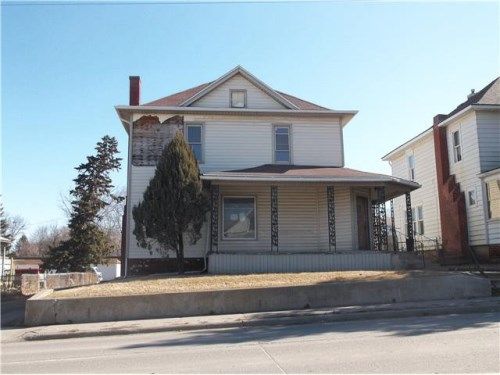 205 N 3rd Ave, Marshalltown, IA 50158