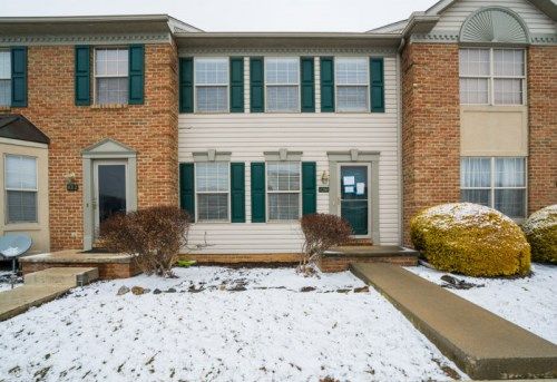 630 Cobblestone Ln, Lancaster, PA 17601