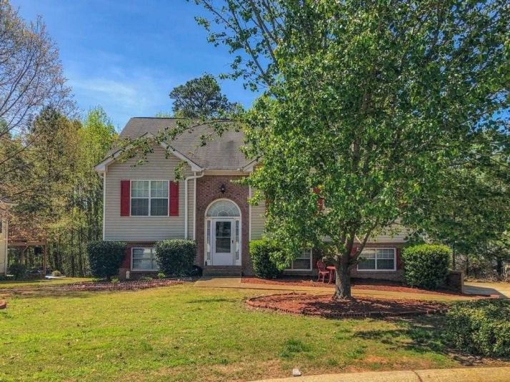 95 Summer Walk Circle, Covington, GA 30016