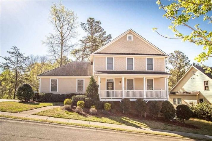 203 Harris Ct, Ball Ground, GA 30107