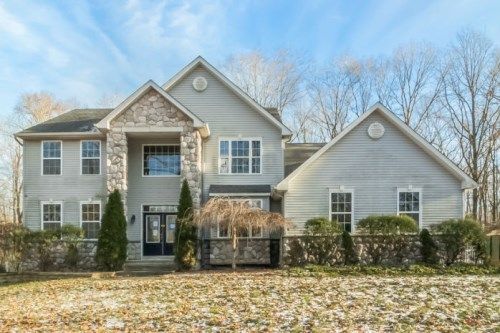 25 Waterview Drive, Woodstown, NJ 08098