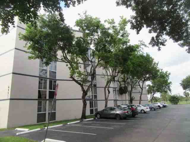 6995 NW 186th Street Unit E410, Hialeah, FL 33015