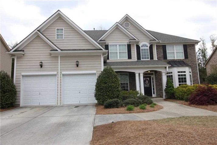 5880 Crescent Landing Dr, Cumming, GA 30028
