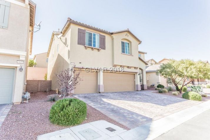 7035 Chestnut Valley Street, Las Vegas, NV 89166